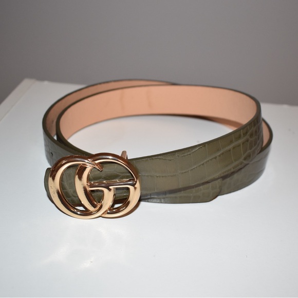 Green Snake Skin Belt - Picture 1 of 3